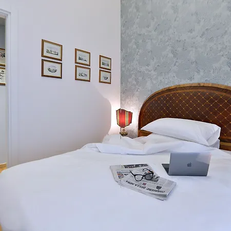 Al Cappello Rosso Apartment *